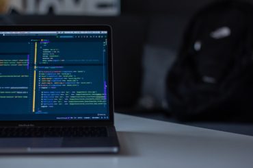  data-srcset